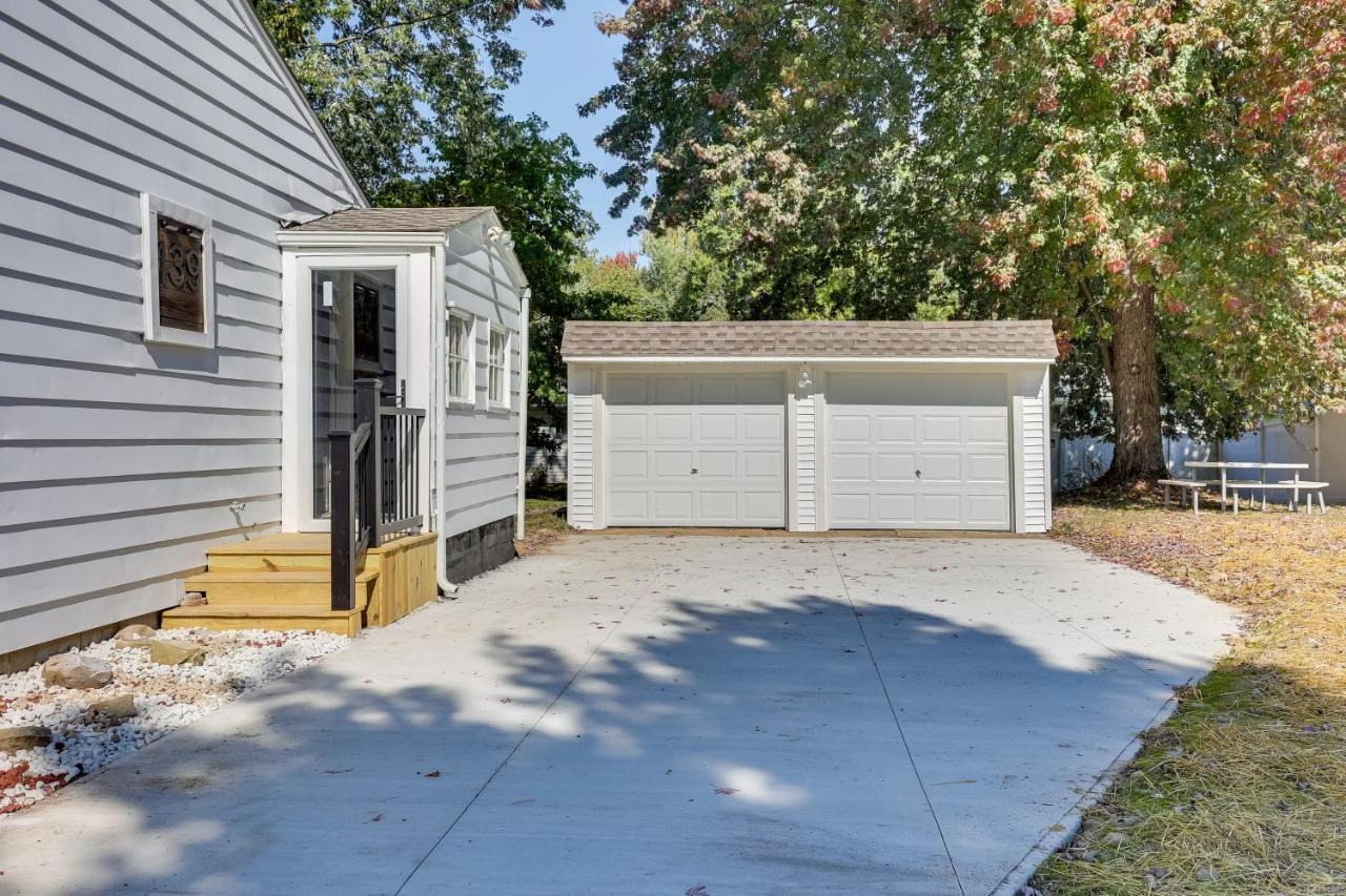 Modern Northfield Cottage With Yard! Екстериор снимка