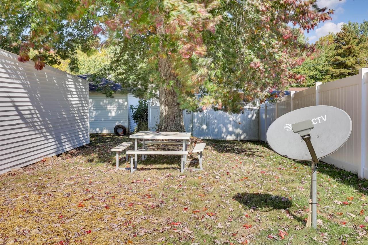 Modern Northfield Cottage With Yard! Екстериор снимка